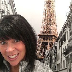 Meet your Posher, Lori